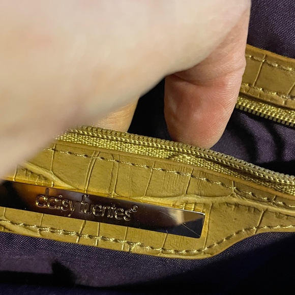 Daisy Fuentes - Picture 3 of 5